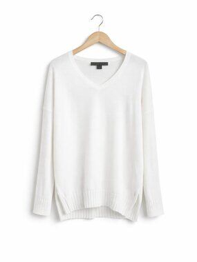 FRENCH CONNECTION | White V-Neck Knit Sweater – Women’s Large